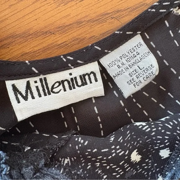 Vintage 2000s Women’s Blouse By Millenium Size Large, Sheer Fairy Whimsigoth - Picture 7 of 16